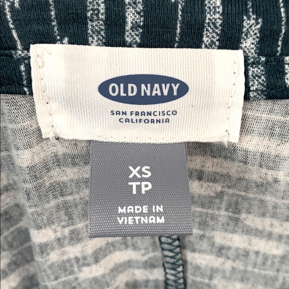 Brand New Old Navy Shirt - Picture 2 of 3